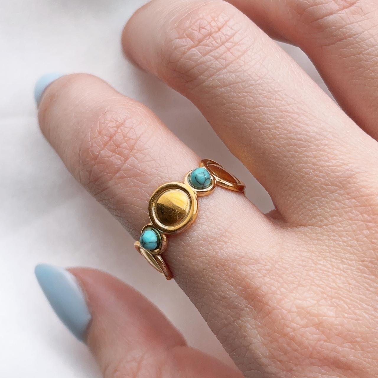 Cornelia sun disc gold ring