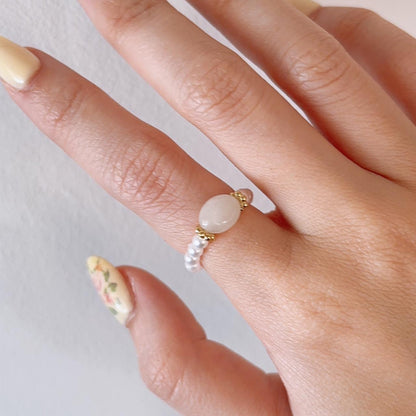 Dareia pearl beads white stone ring