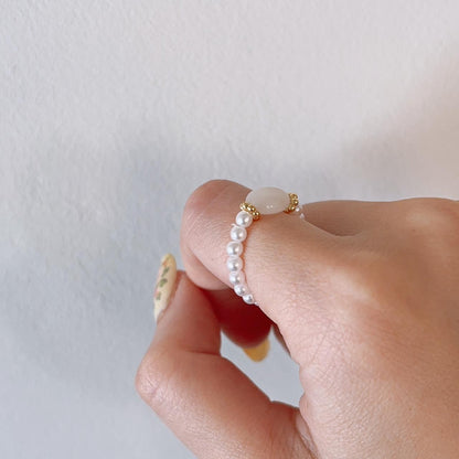 Dareia pearl beads white stone ring