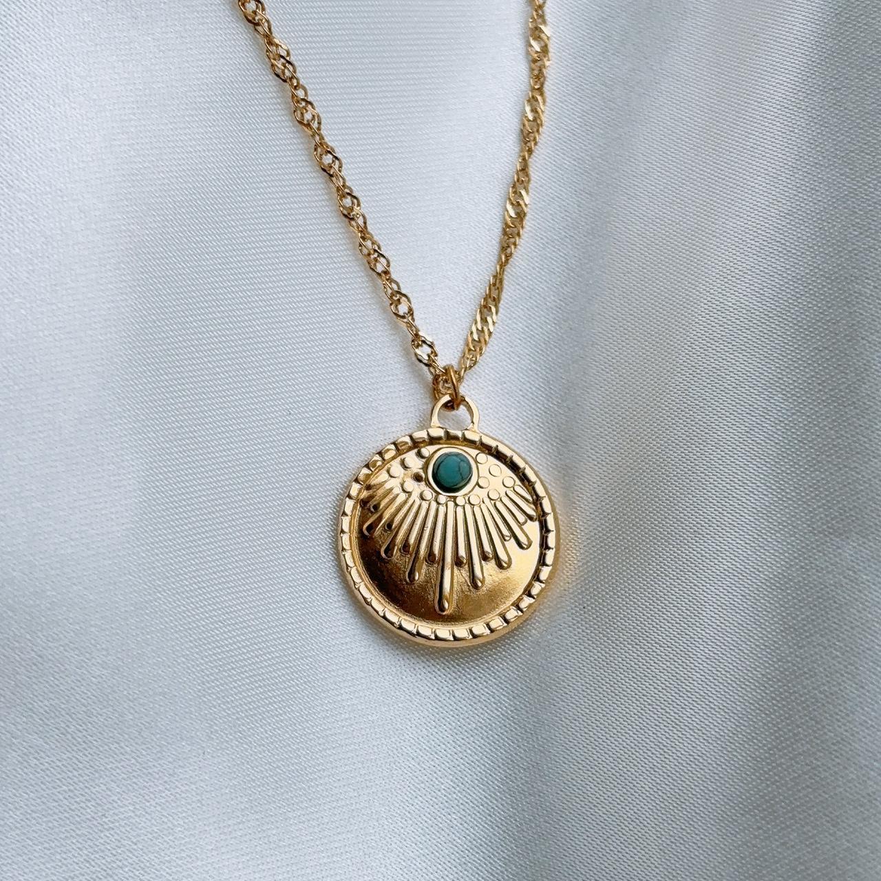 Fleurette engraved turquoise gold pendant necklace