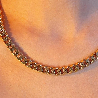 Helena gold chunky curb chain necklace