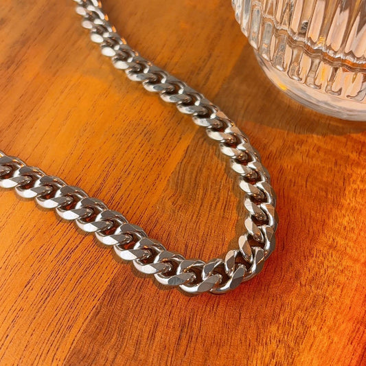 Helena silver chunky curb chain necklace