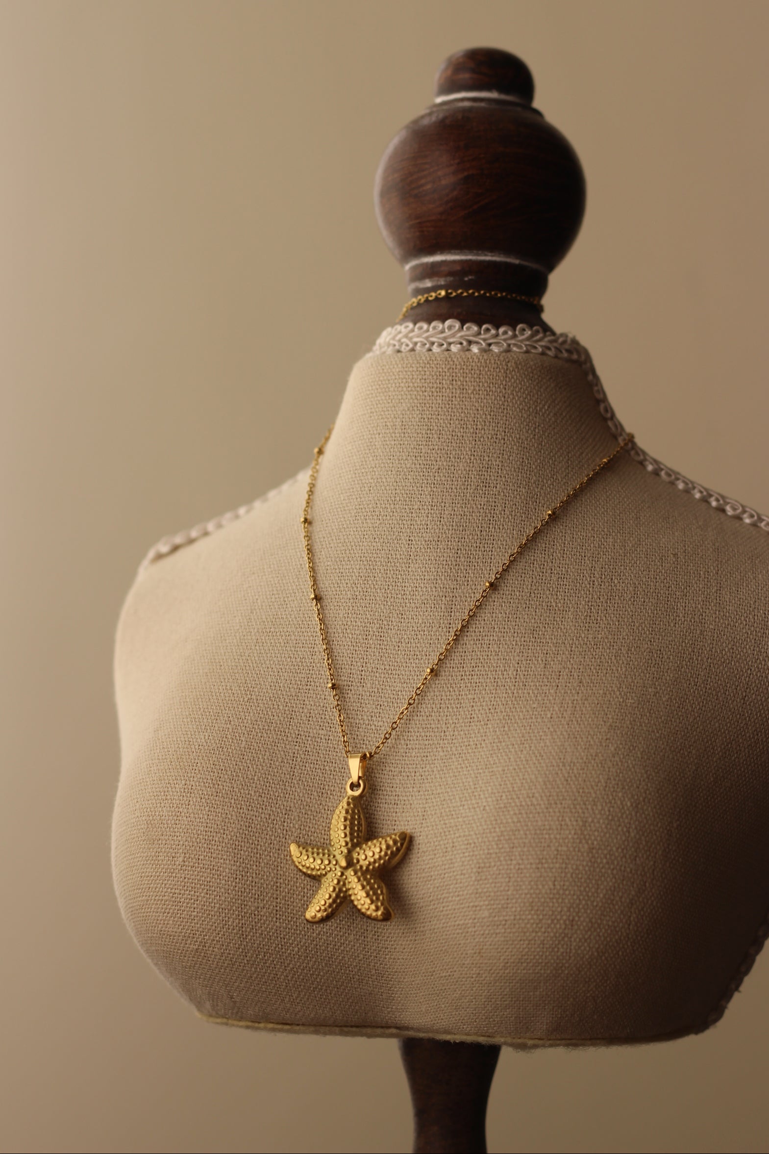 Golden Tide Starfish Gold Necklace