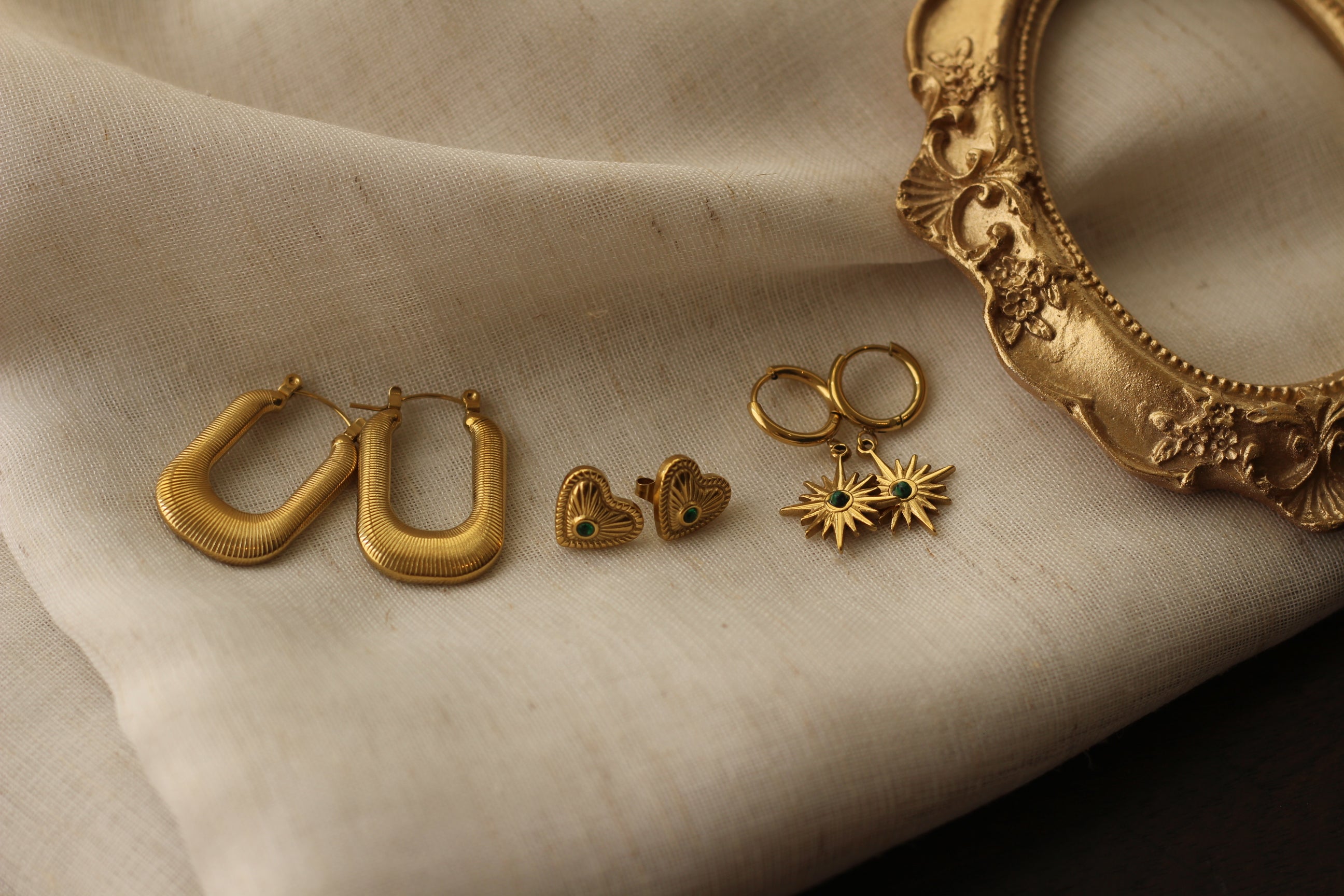 Emerald Lucky Heart Gold Stud Earrings