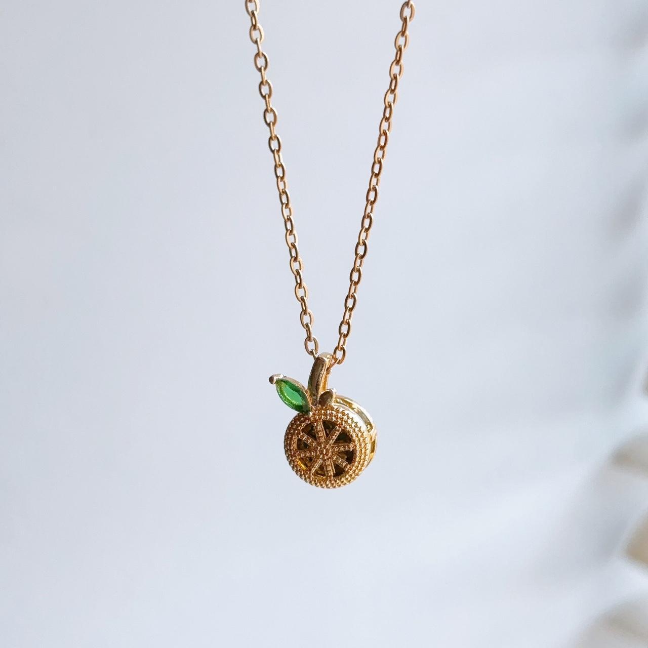 Lemon Gem Gold Pendant Necklace