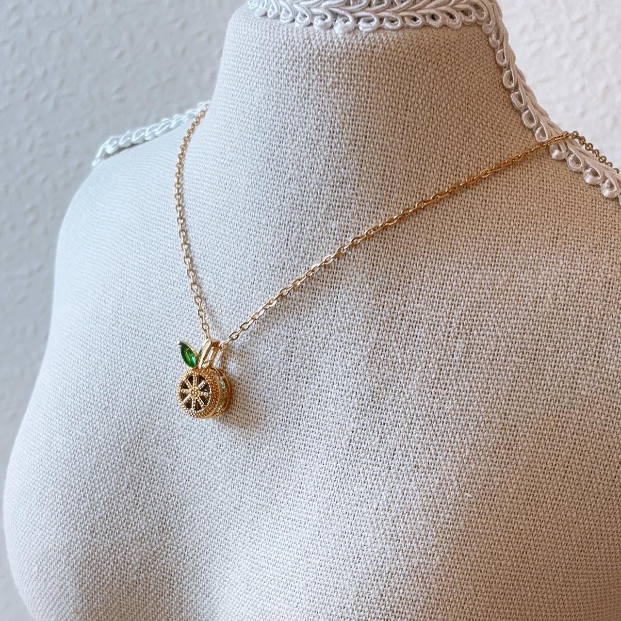 Lemon gem gold pendant necklace