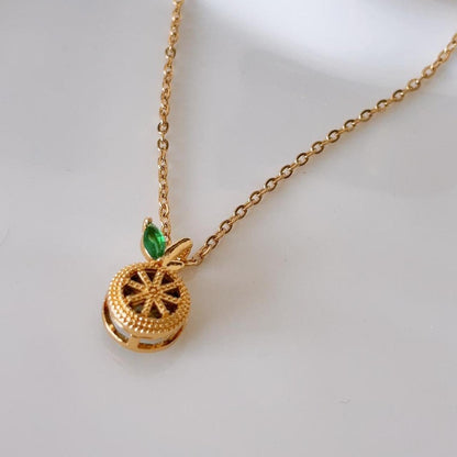 Lemon gem gold pendant necklace