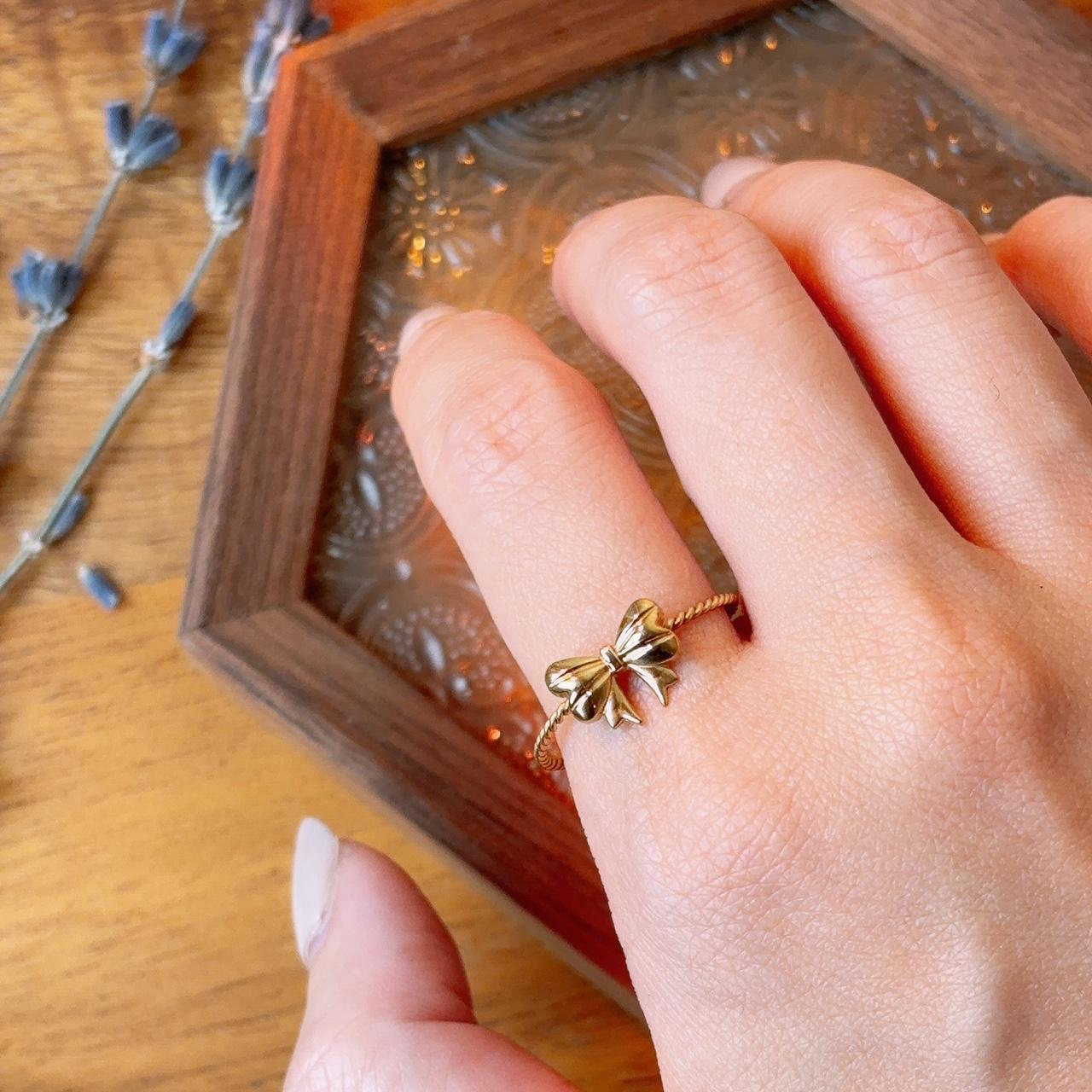 Love Ribbon dainty twisted open ring