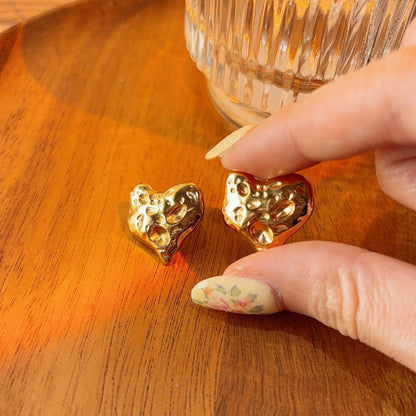 Marie heart gold hammered stud earrings