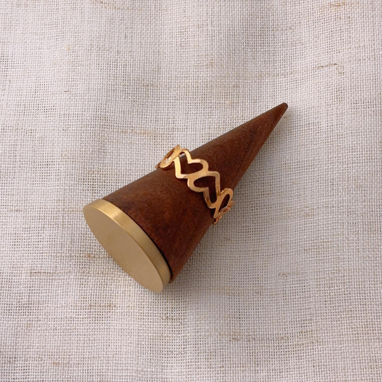 Doll Elegant Hollow Heart Gold Ring