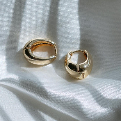 Chelsea gold hoop earrings