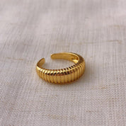 Dora Reeded Gold Open Ring