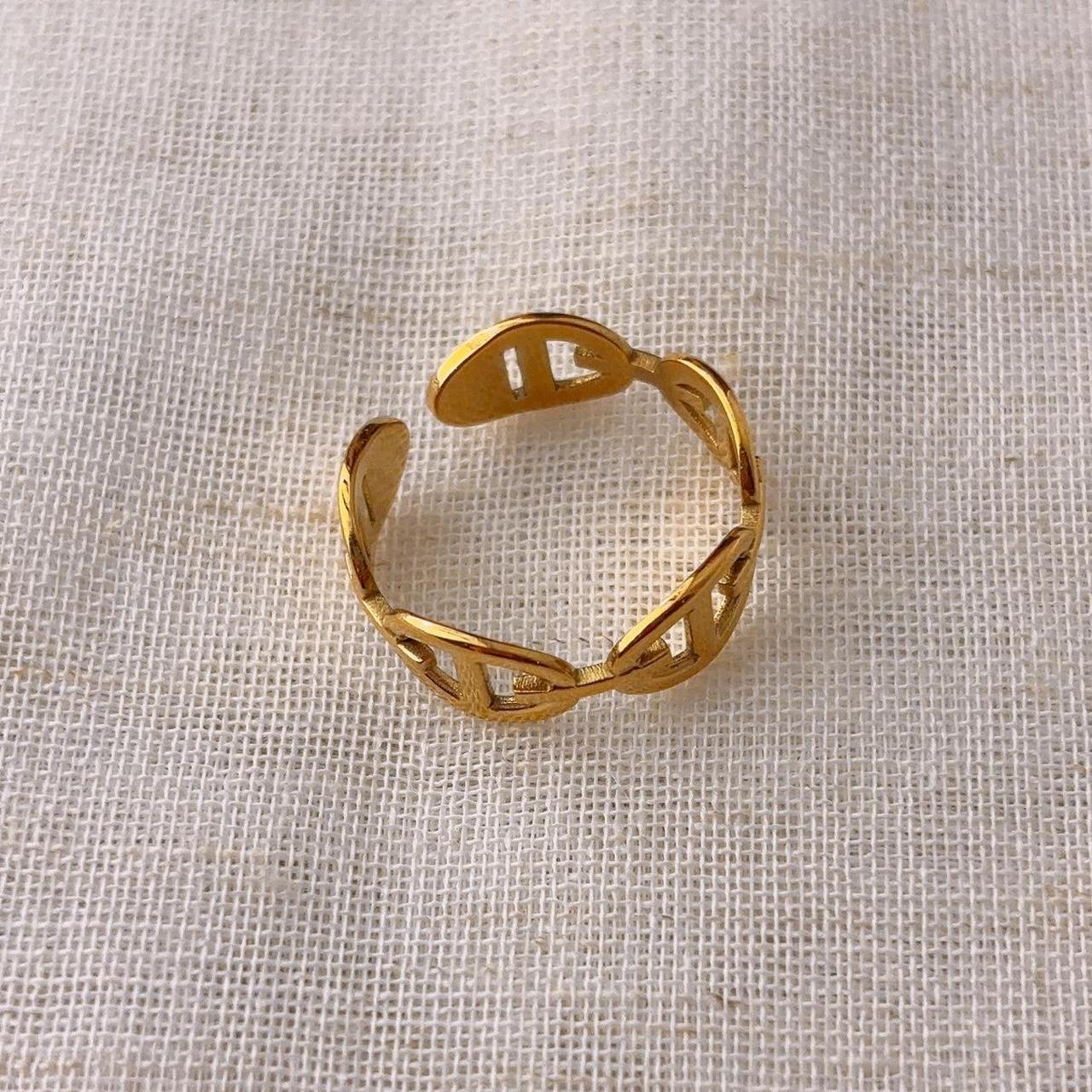 Maria Gold Buckle Chain Ring