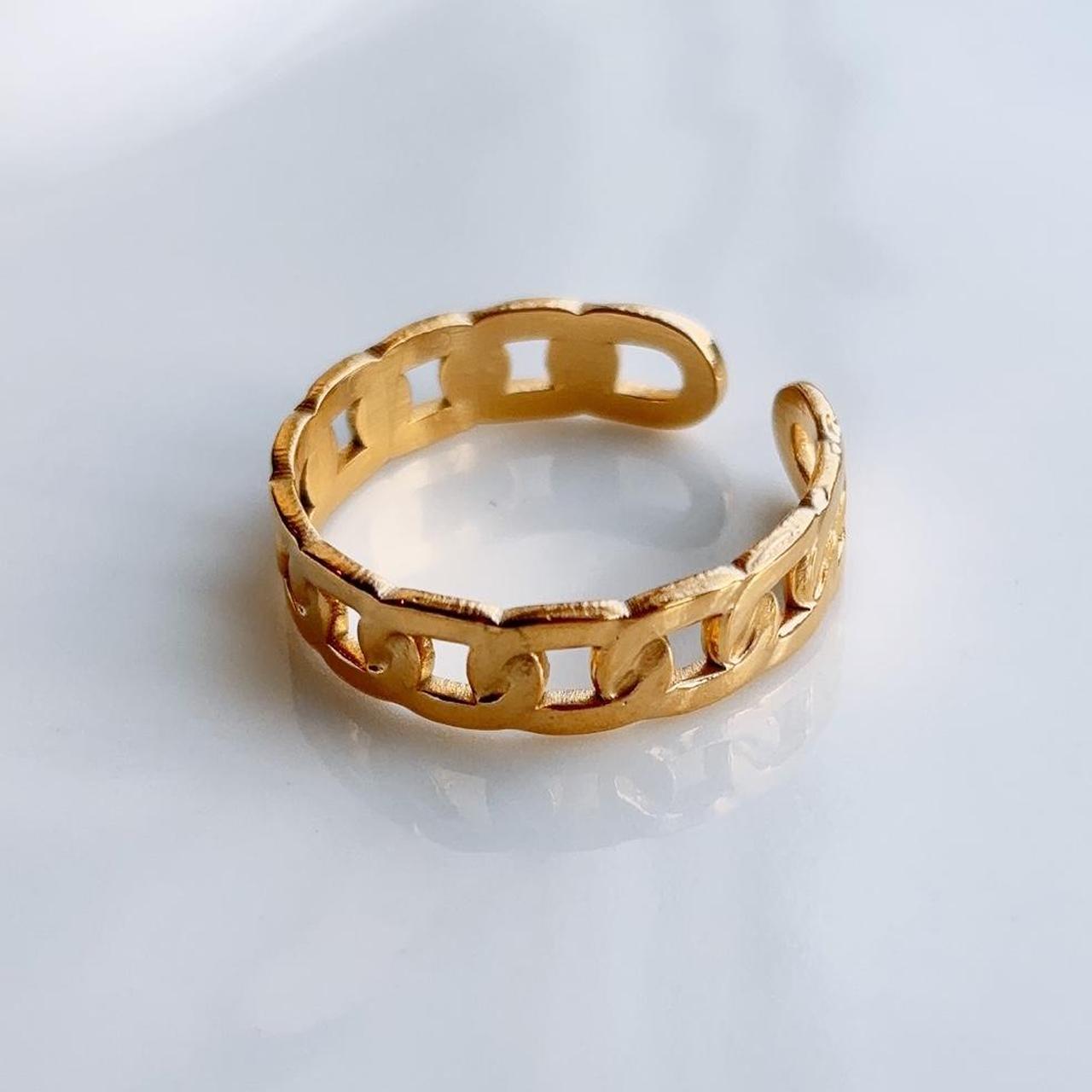 Aleka gold link chain ring