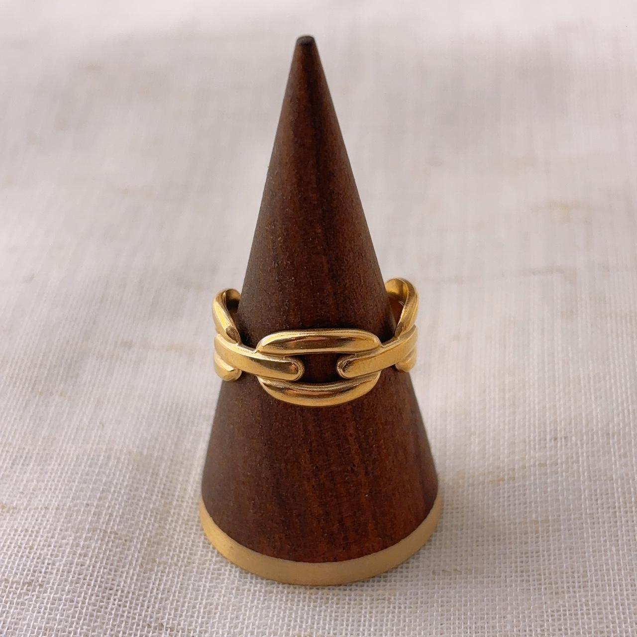 Jonia Chunky Gold Chain Ring
