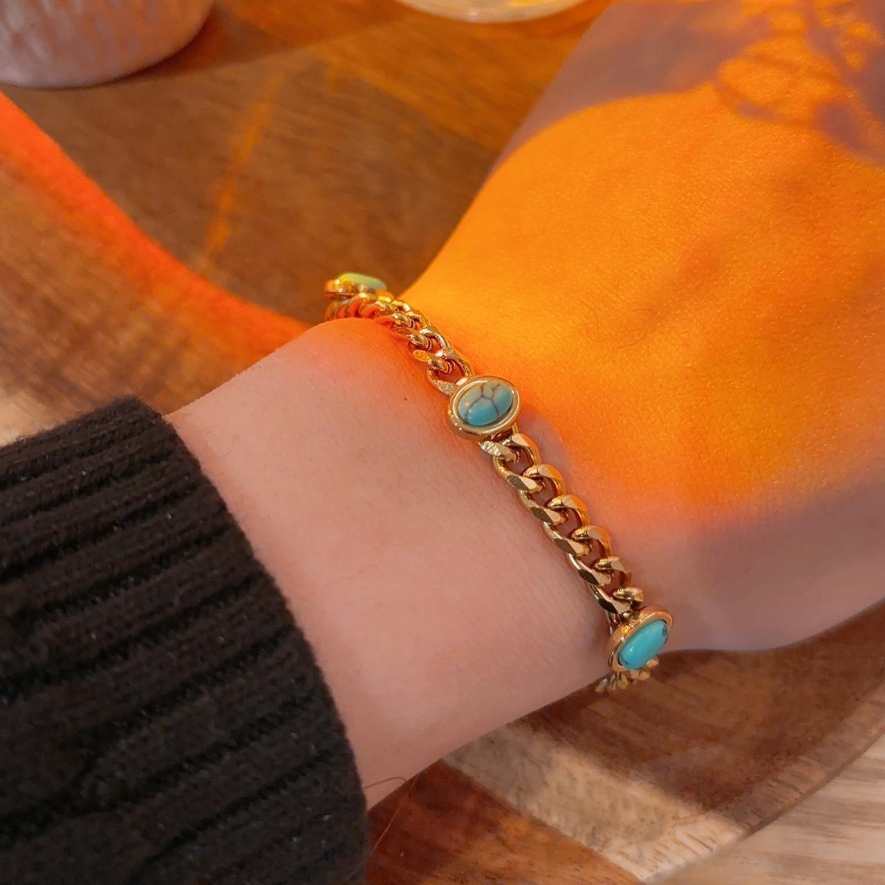 Carla Turquoise Stone Chunky Chain Gold Bracelet