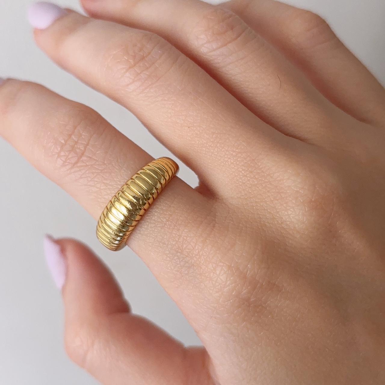 Dora Reeded Gold Open Ring