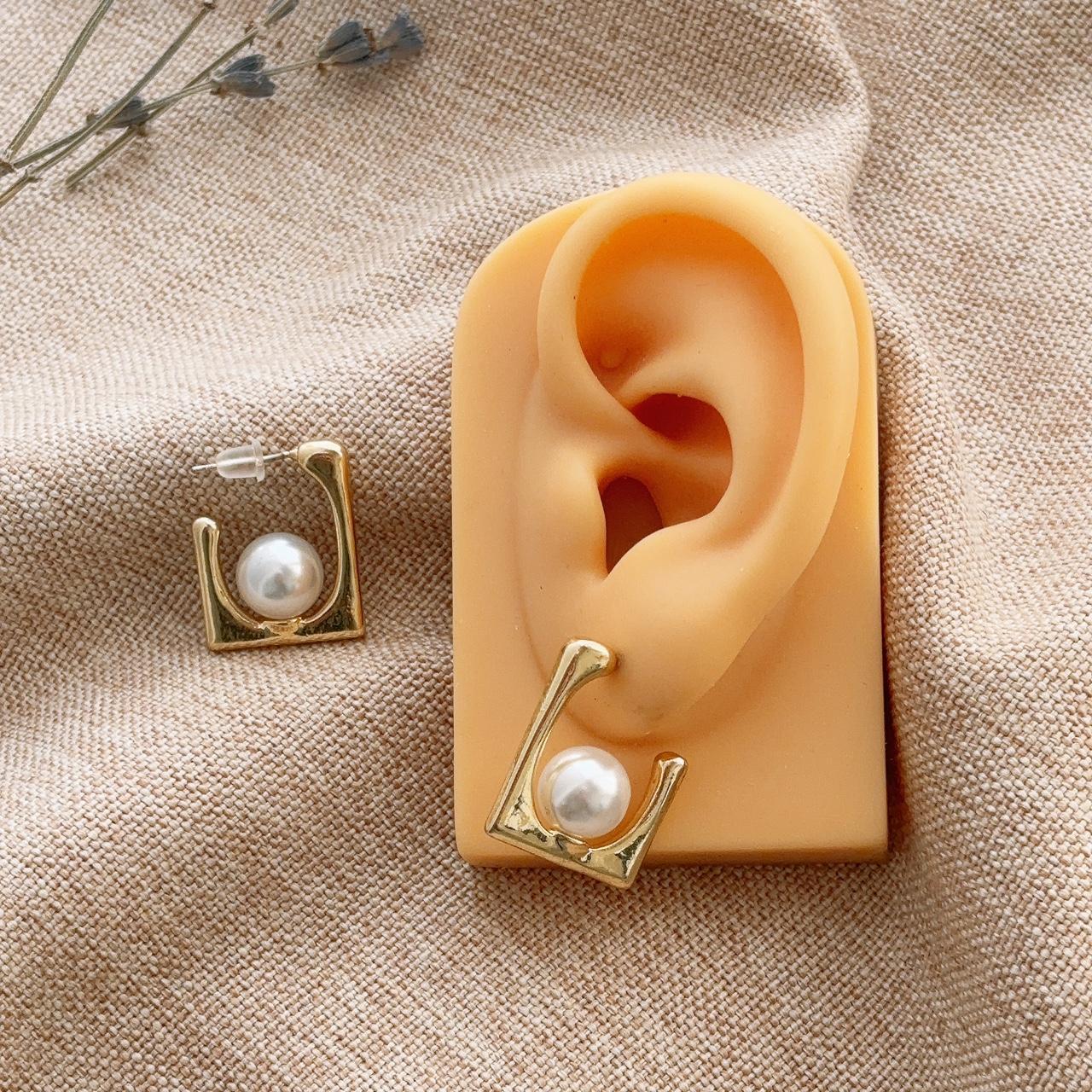 Elise Pearl Gold Hoop Stud Earrings