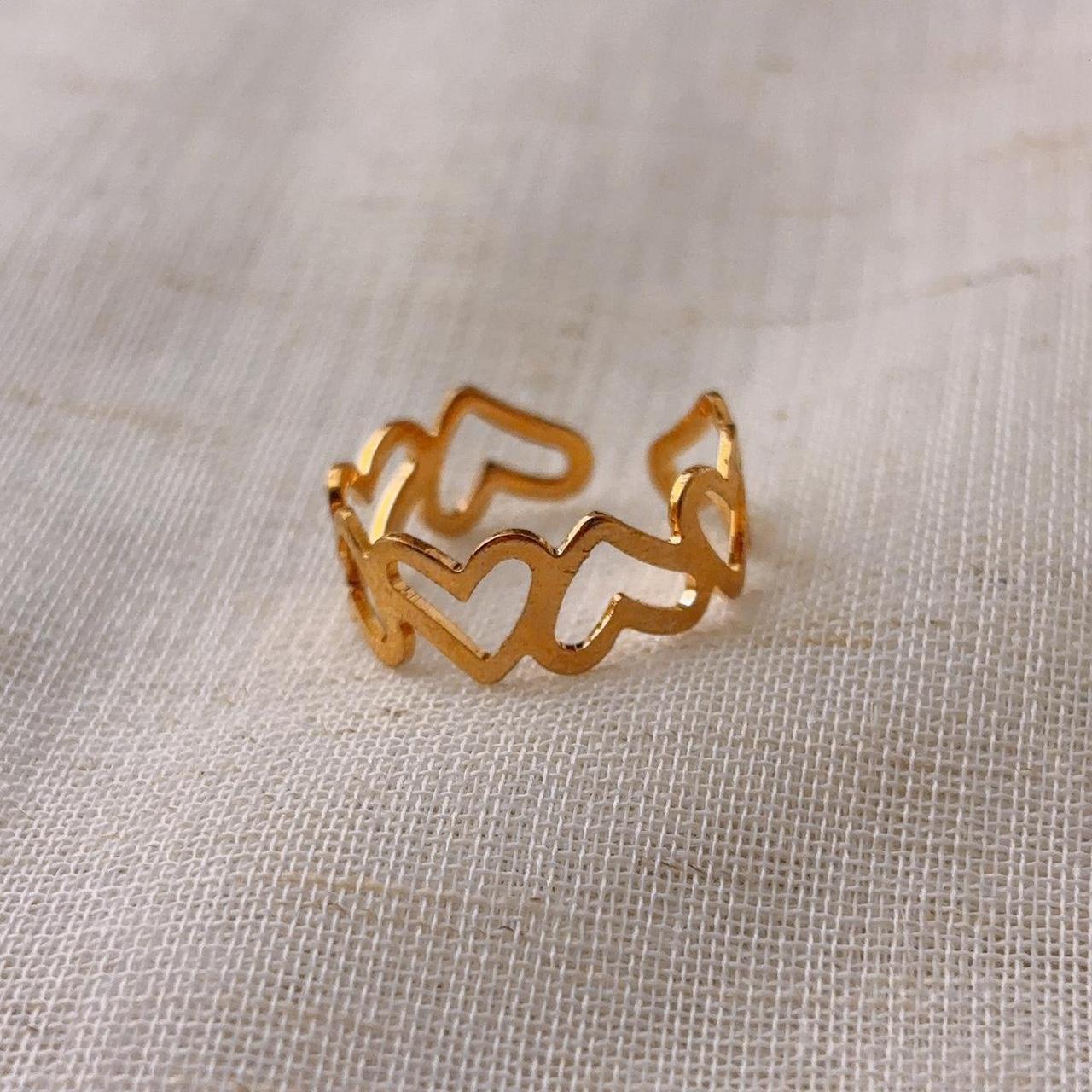 Doll Elegant Hollow Heart Gold Ring
