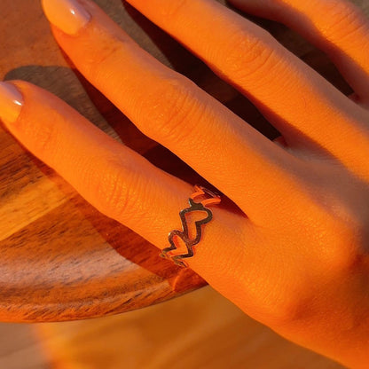 Doll elegant hollow heart gold ring