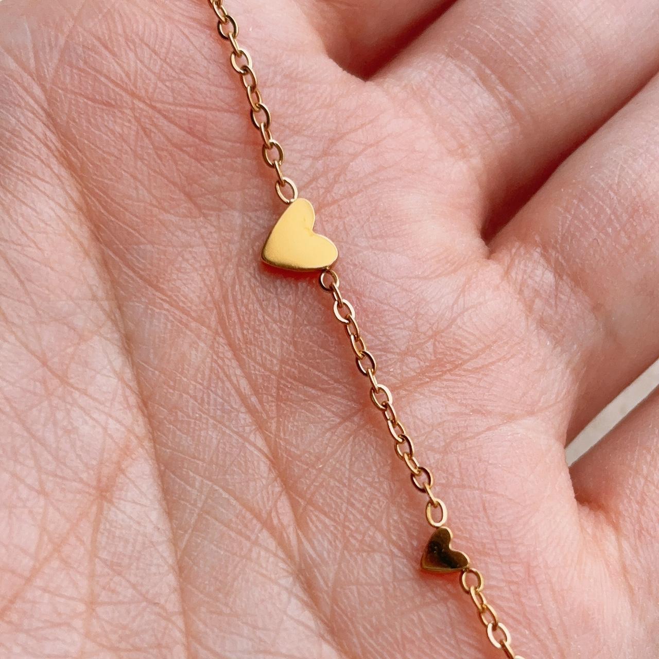 Dainty tiny heart gold bracelet