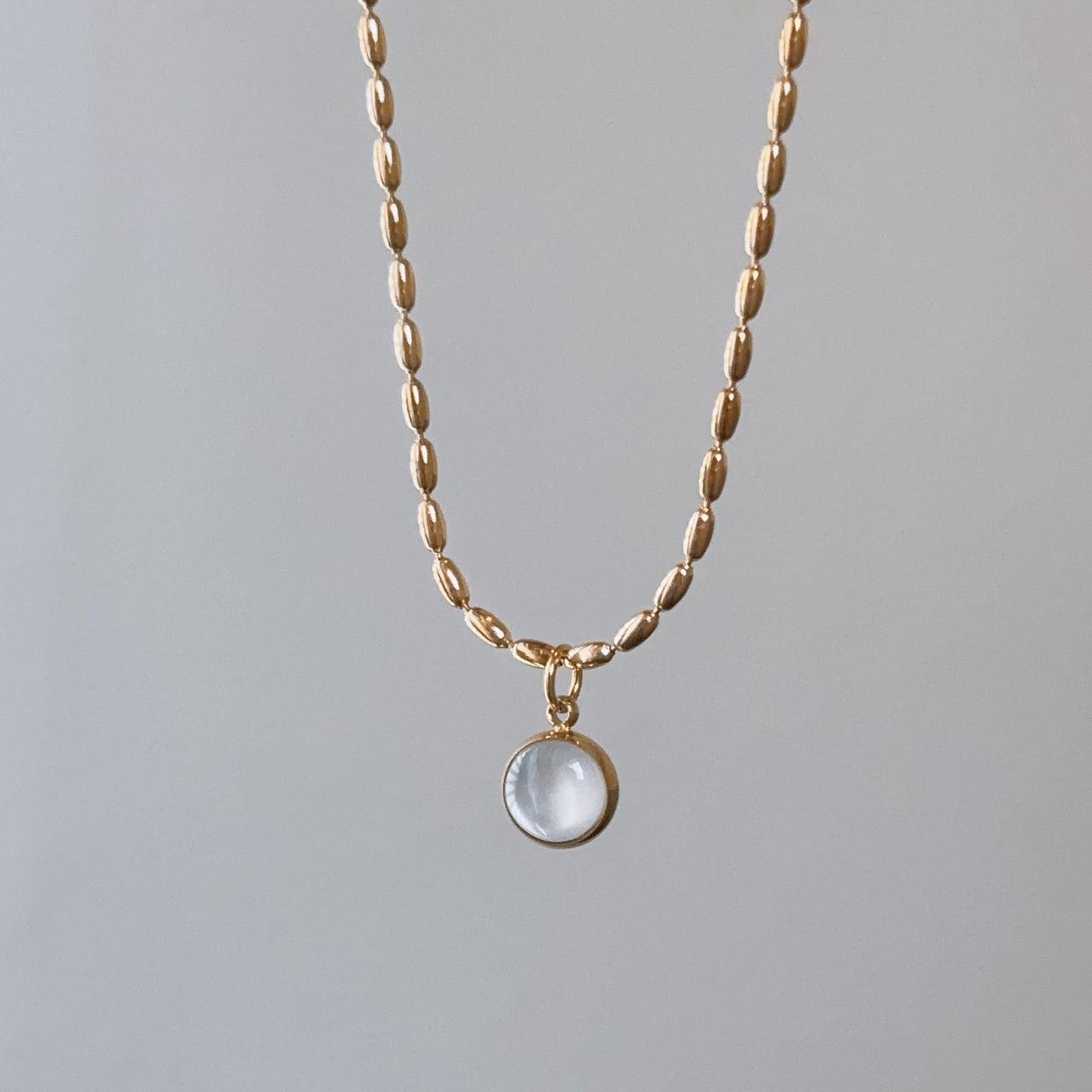 Dorothée cat eye gold necklace