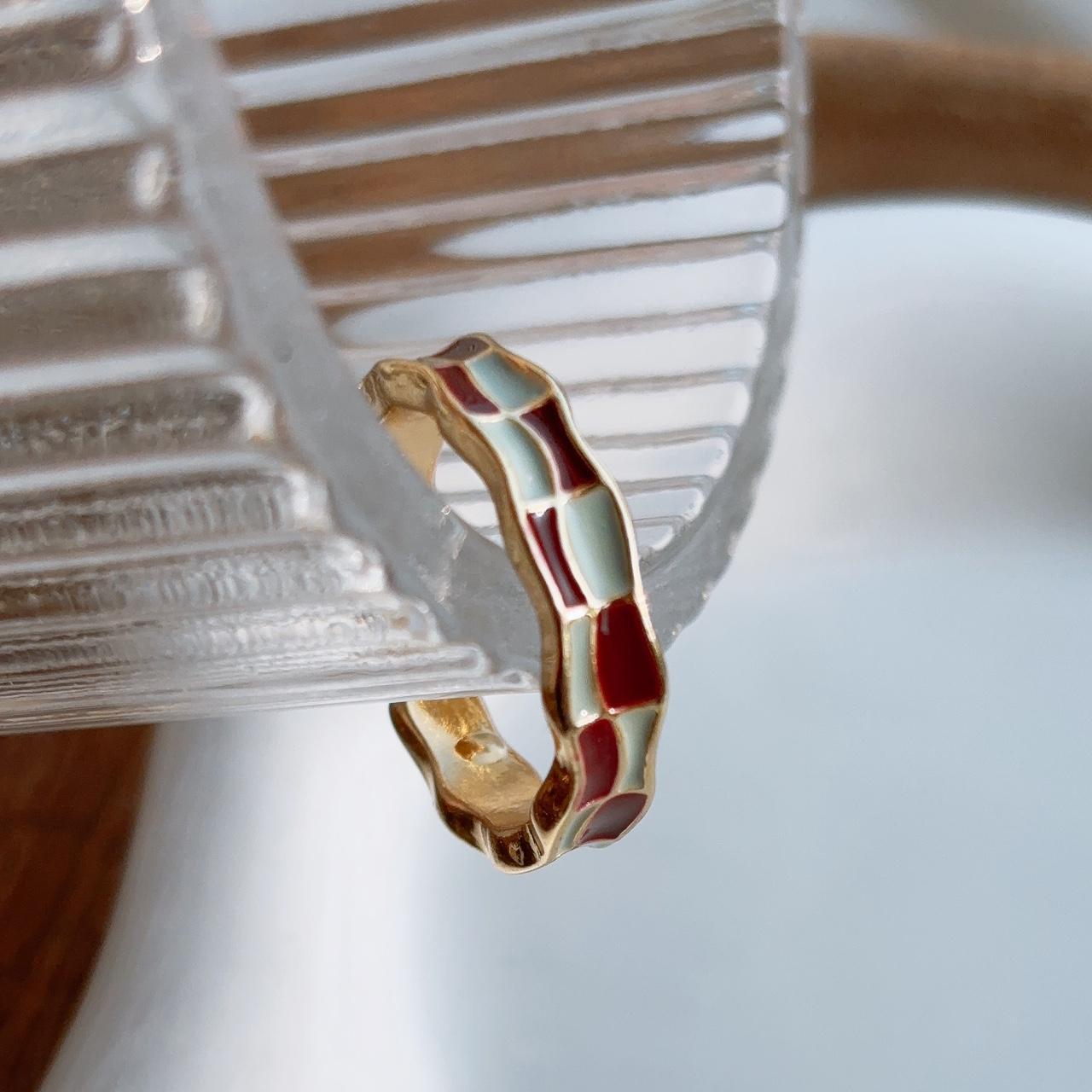 Alice in Wonderland Maroon Checkered Enamel Open Ring