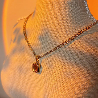 Phoebe amber gem gold chain necklace