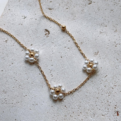 Sylvie pearl flowers gold necklace