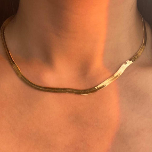 Zaria timeless gold classy snake chain necklace