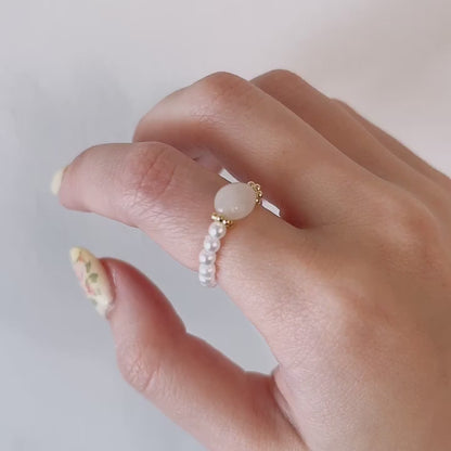 Dareia pearl beads white stone ring