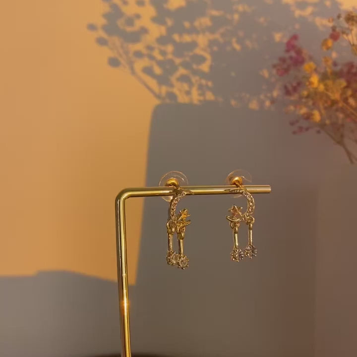 Dream of Stars Dangle Earrings