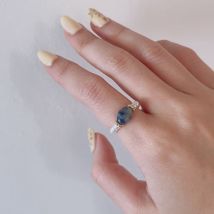 Dareia pearl beads blue stone ring